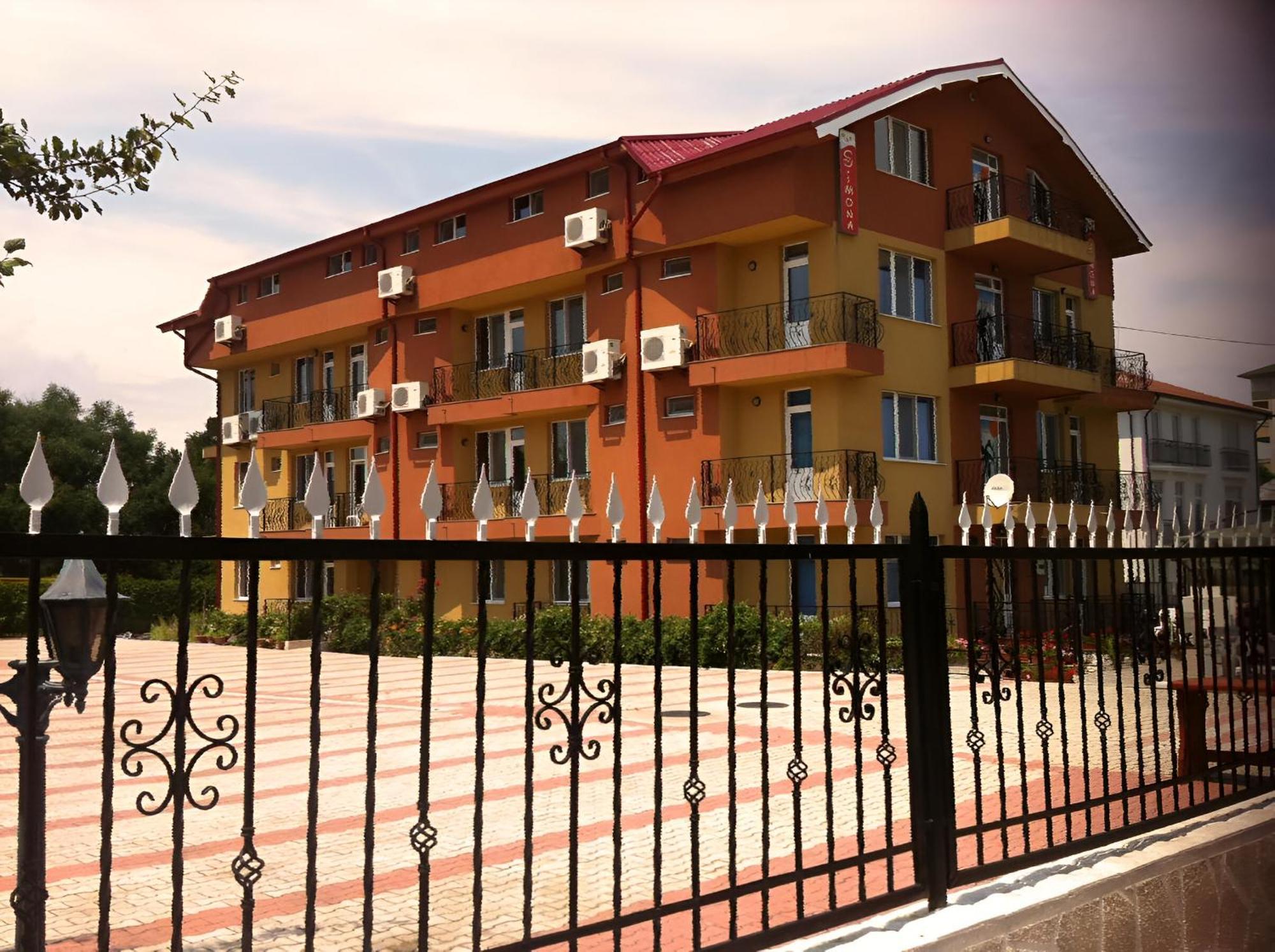 Casa Simona Guest house